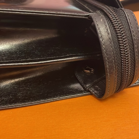 Salvatore Ferragamo Handbag - Picture 6 of 17